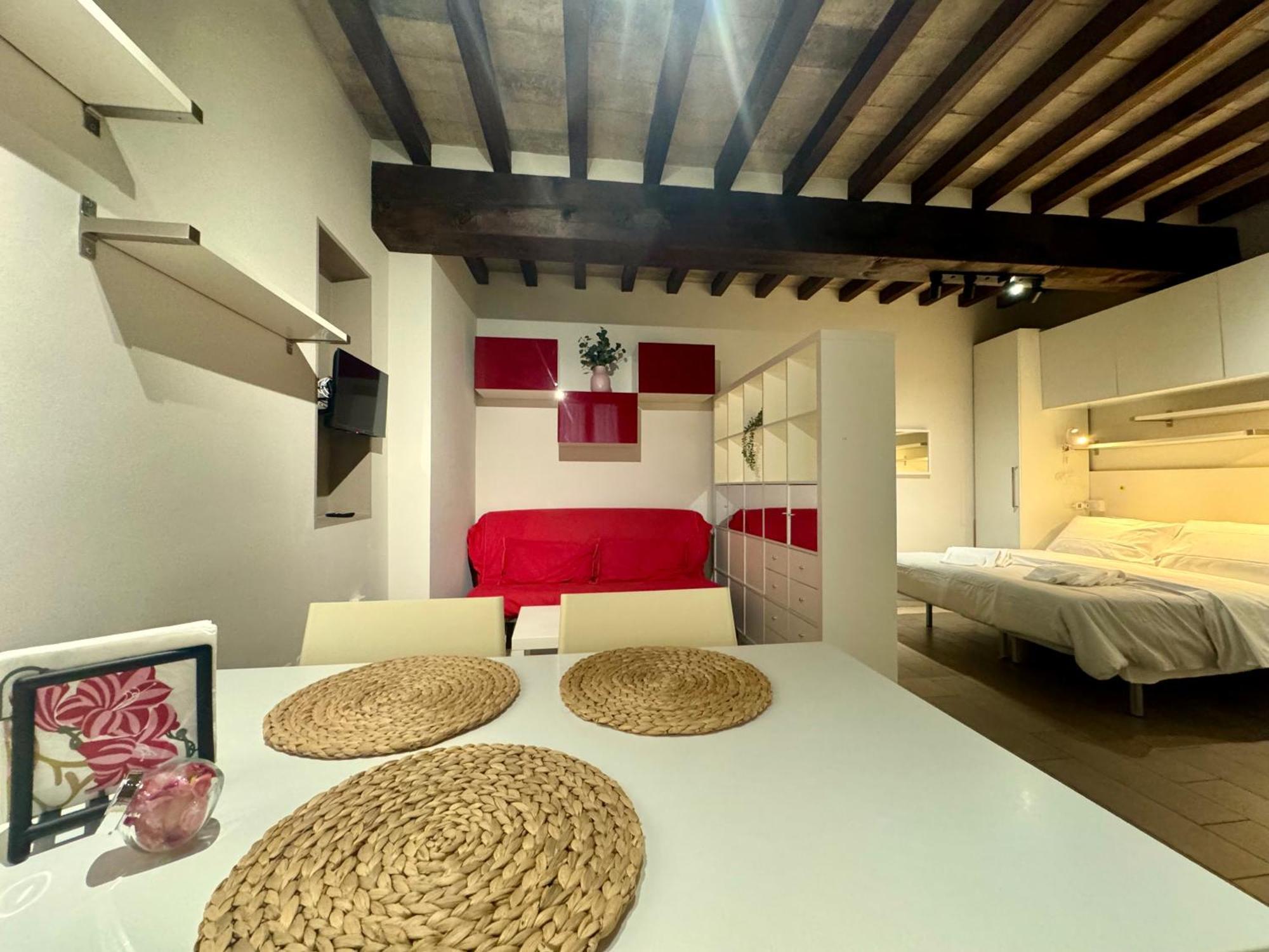 פארמה Niki O. Apartments חדר תמונה